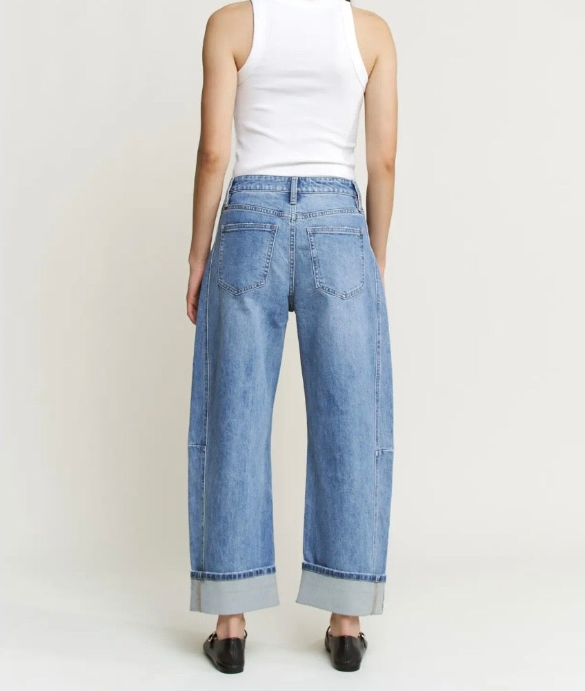 MICA BARREL JEANS