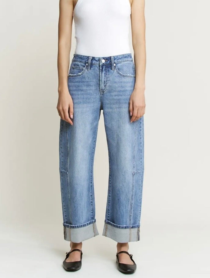 MICA BARREL JEANS