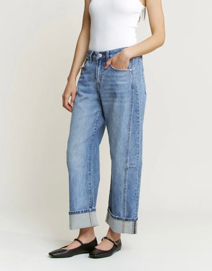 MICA BARREL JEANS