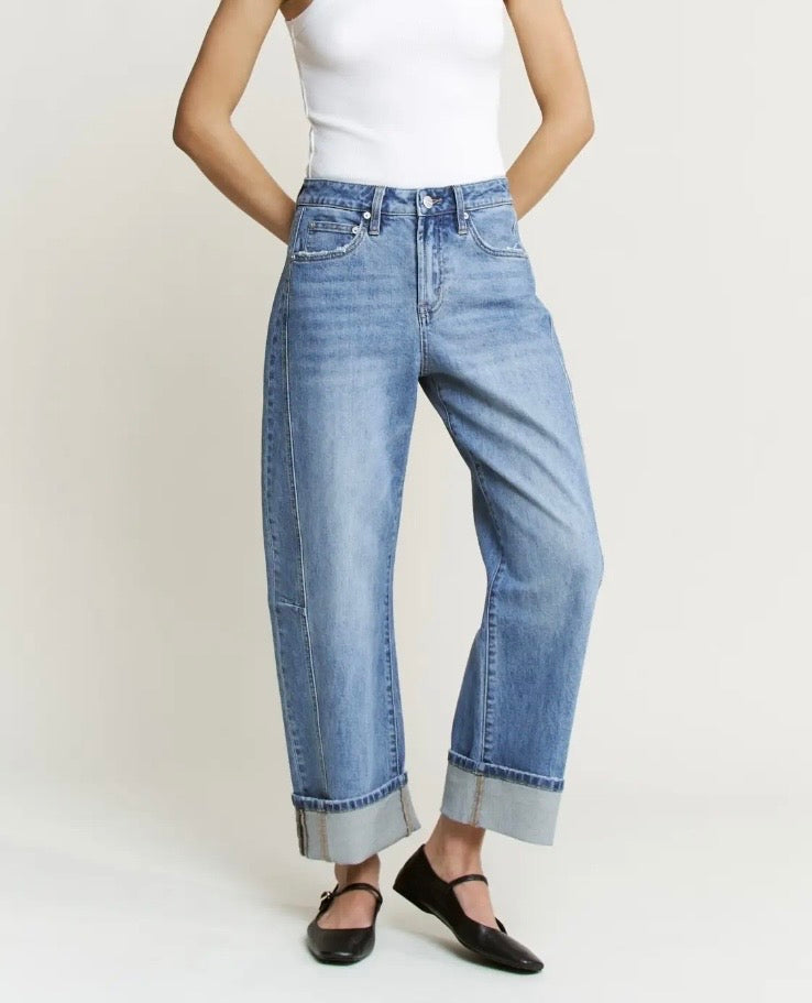 MICA BARREL JEANS